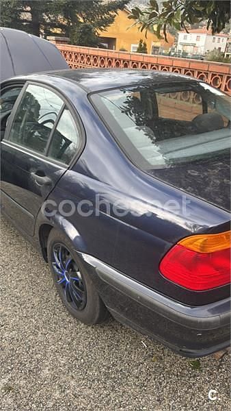 Usado BMW 316 105 CV (77 kW) 2001 Azul Berlina