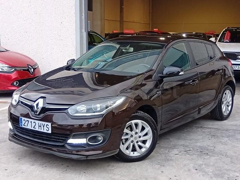 Usado Renault Mégane LIMITED 115 CV (84 kW) 2014 Marrón Berlina