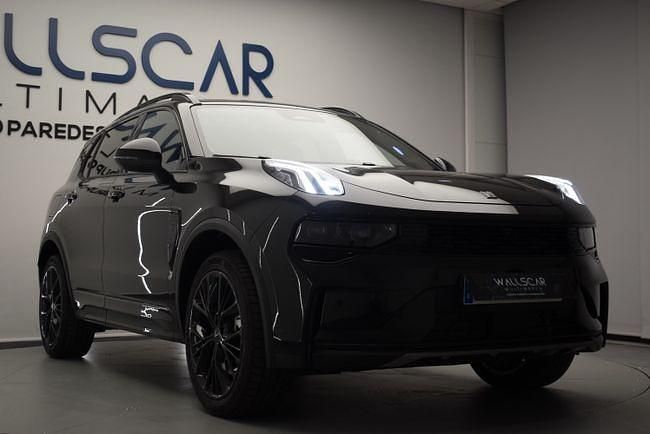 Usado Lynk & Co 01 276 CV (202 kW) 2025 Negro SUV