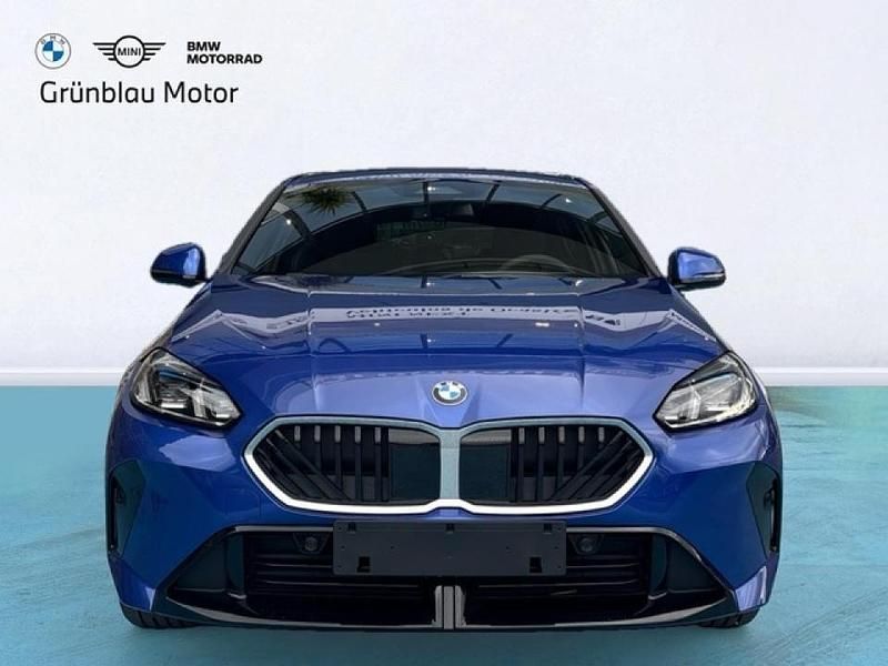 Usado BMW 120 163 HP (119 kW) 2025 Azul Citadino