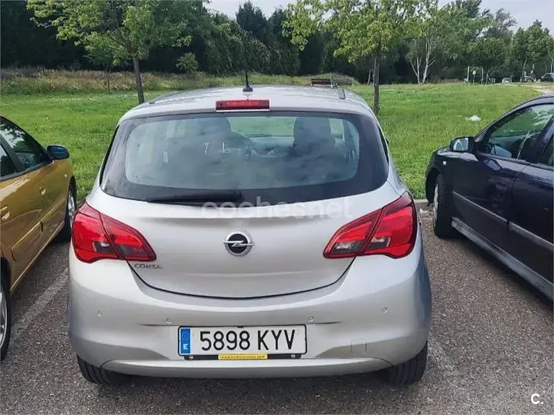Usado Opel Corsa 90 CV (66 kW) 2019 Gris / plata Utilitario