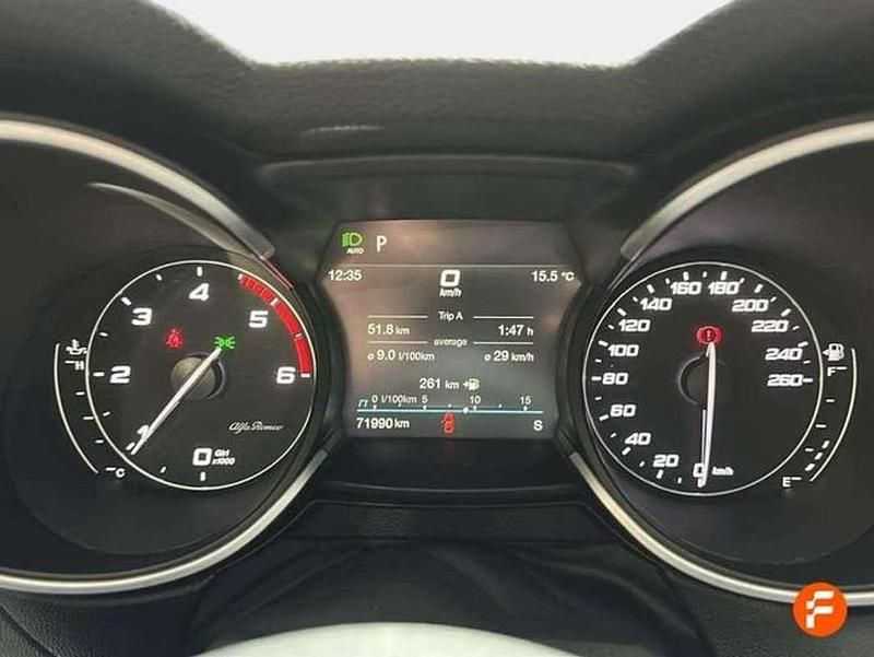 Usado Alfa Romeo Stelvio Ti 211 CV (155 kW) 2022 Blanco SUV