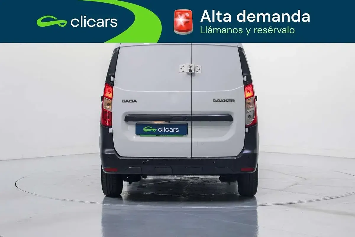 Usado Dacia Dokker Essentiel 102 HP (75 kW) 2019 Branco Monovolume