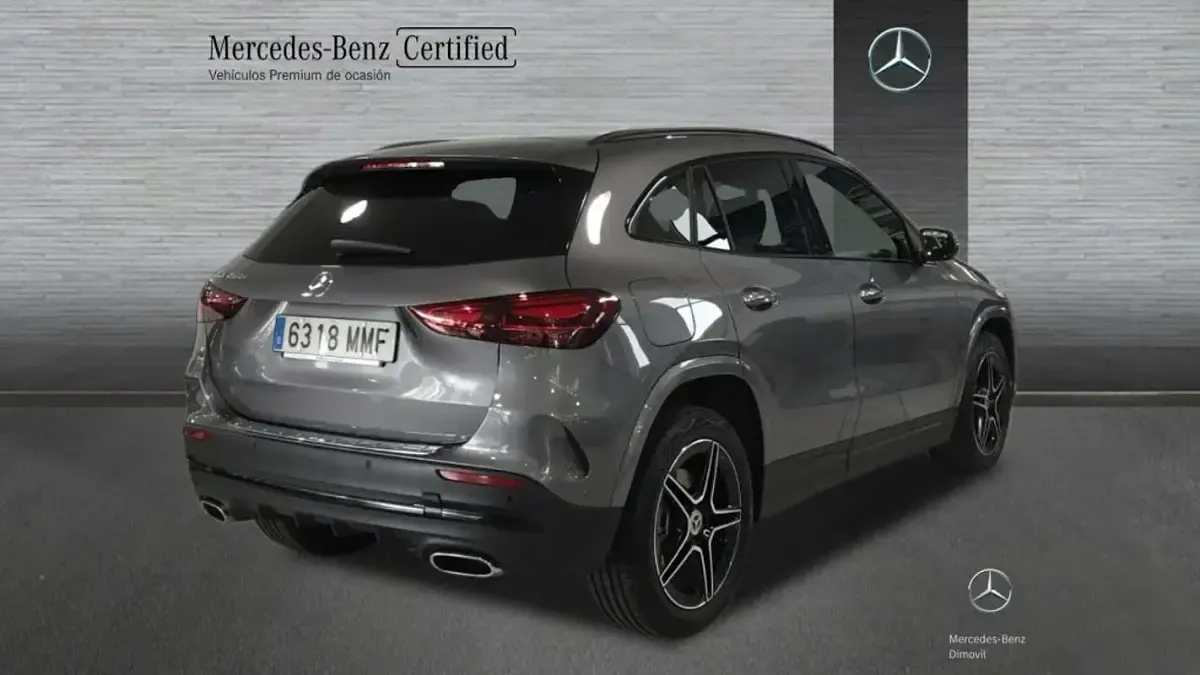 Usado Mercedes GLA250 218 CV (160 kW) 2023 Gris SUV