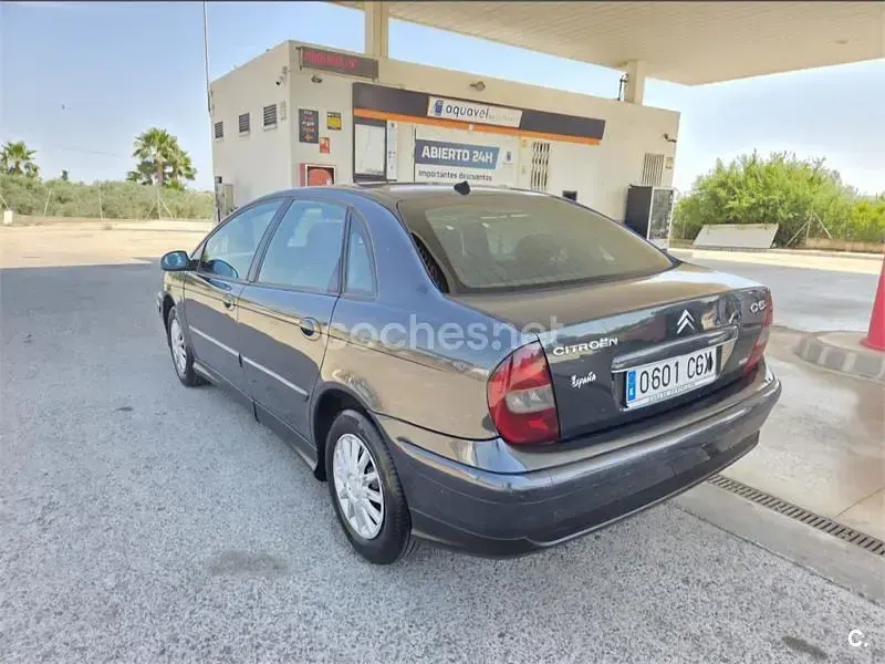 Usado Citroën C5 110 CV (80 kW) 2003 Negro Berlina