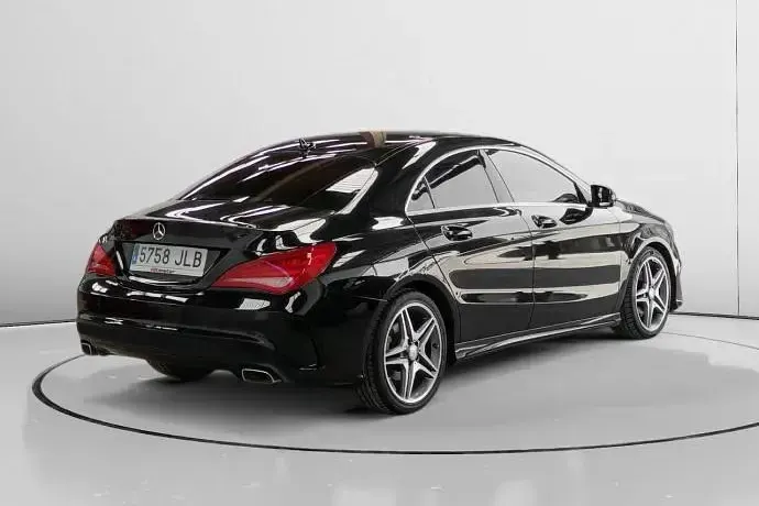 Usado Mercedes CLA200 136 HP (100 kW) 2016 Sedan