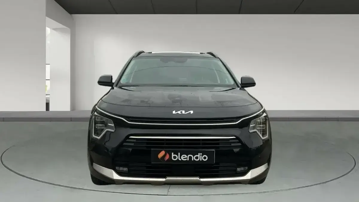 Usado Kia Niro 141 CV (103 kW) 2024 Negro SUV