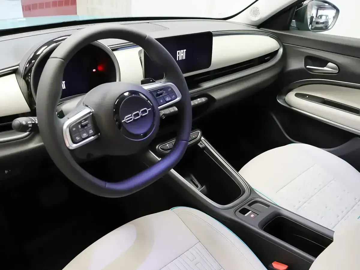 Nuevo Fiat 600 La Prima 100 CV (73 kW) 2025 Azul SUV