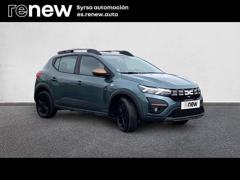 Usado Dacia Sandero Extreme 100 CV (73 kW) 2025 Verde Berlina