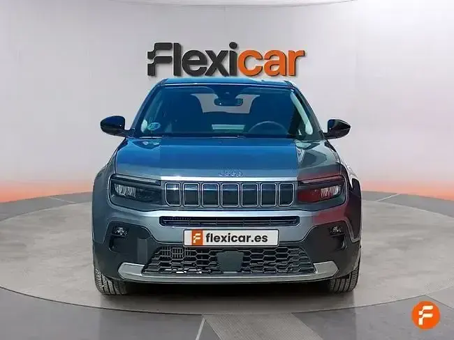 Usado Jeep Avenger Altitude 100 CV (73 kW) 2025 Gris SUV