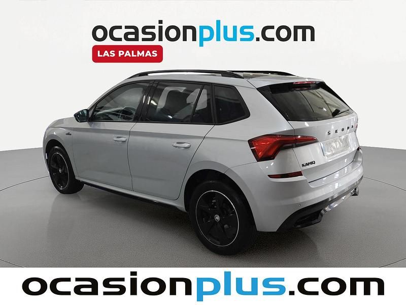 Usado Skoda Kamiq Sport 110 CV (80 kW) 2023 Gris SUV