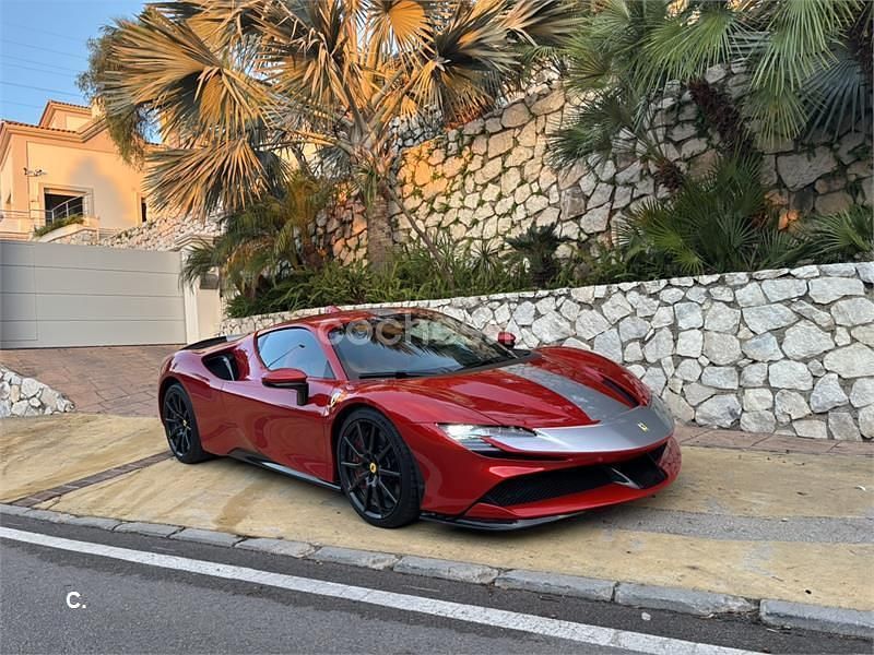 Usado Ferrari SF90 2023 Rojo Coupe