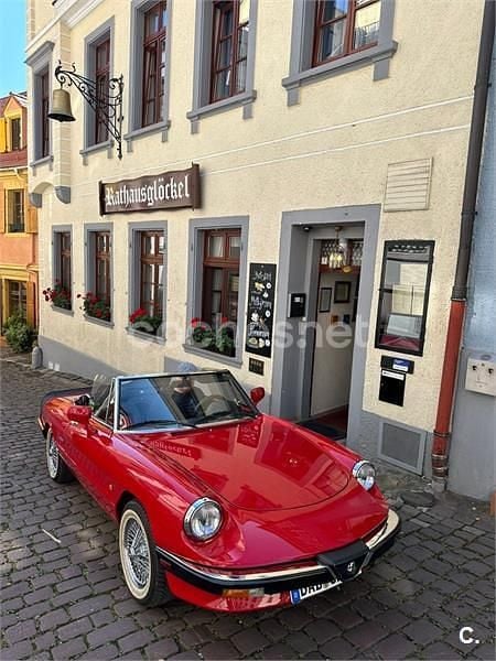 Usado Alfa Romeo Spider 128 CV (94 kW) 1987 Rojo Descapotable