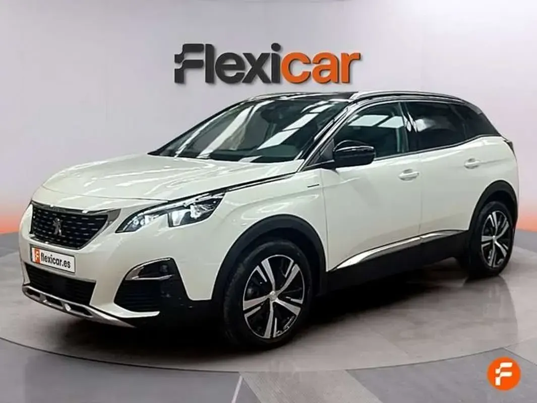 Usado Peugeot 3008 Allure 120 CV (88 kW) 2018 Blanco SUV