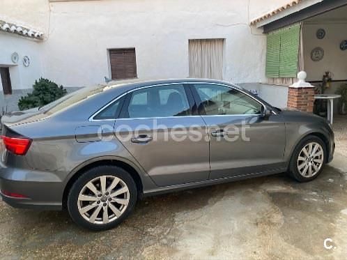Gris / plata Usado 2018 Audi A3 Design Berlina | 18.000 € (Precio justo) - Imagen 1/4