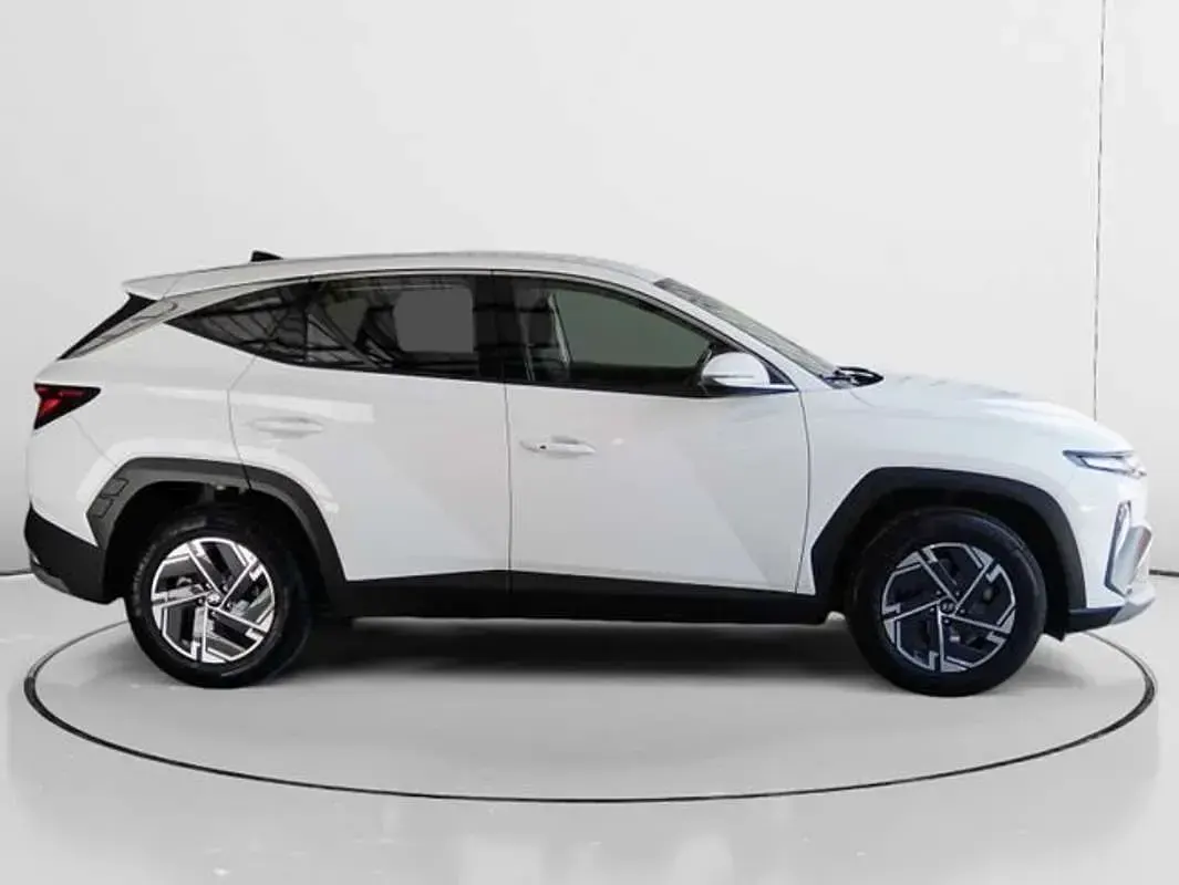 Usado Hyundai Tucson 160 CV (117 kW) 2024 Blanco SUV