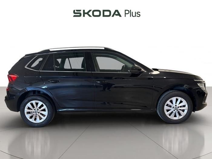 Usado Skoda Kamiq Selection 115 CV (84 kW) 2025 Negro SUV