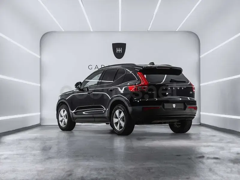 Usado Volvo XC40 150 CV (110 kW) 2019 Negro SUV