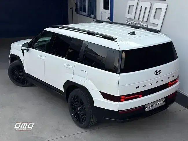 Nuevo Hyundai Santa Fe Style 288 CV (211 kW) 2026 Blanco SUV