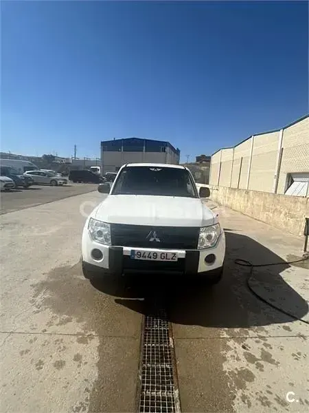 Usado Mitsubishi Montero Invite 160 CV (117 kW) 2009 Blanco SUV