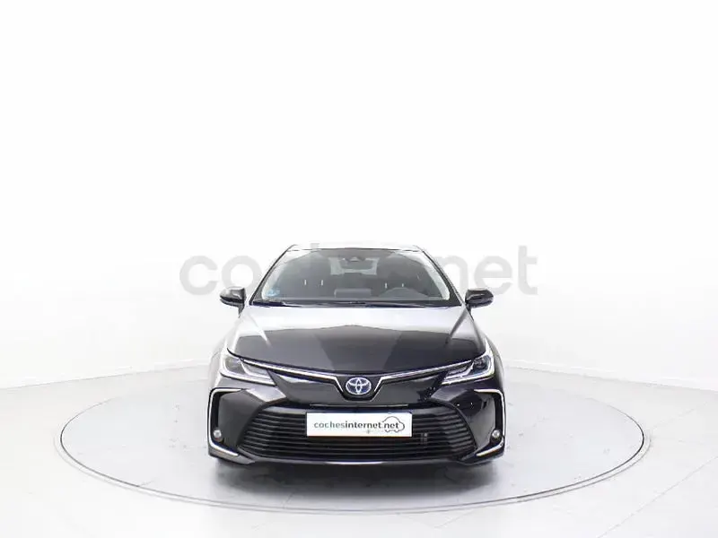 Usado Toyota Corolla Style 122 CV (89 kW) 2021 Negro Berlina