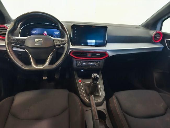 Usado Seat Ibiza FR 110 CV (80 kW) 2023 Gris / plata Berlina