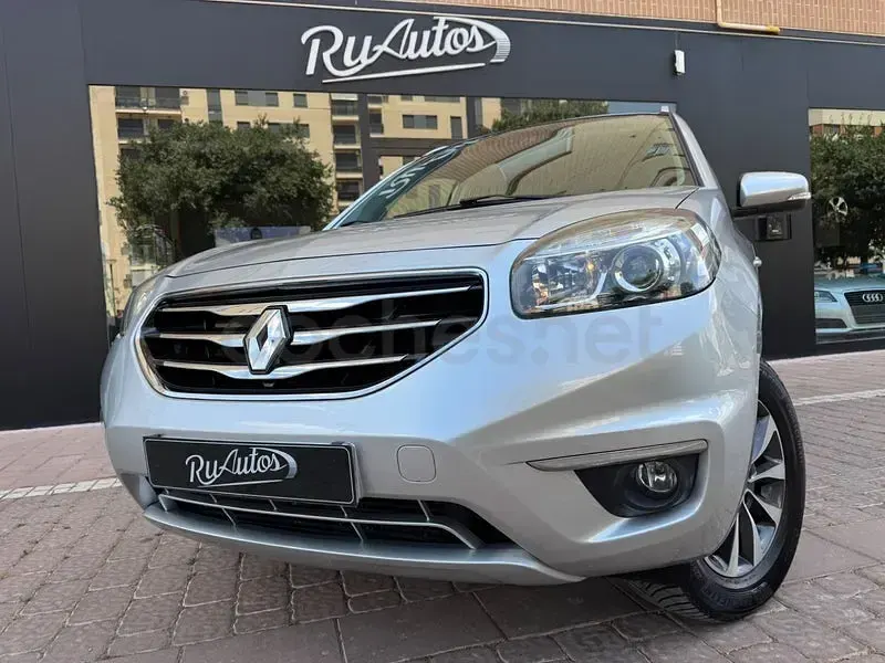 Usado Renault Koleos Privilege 150 CV (110 kW) 2012 Gris / plata SUV