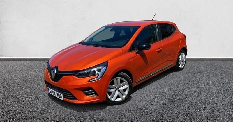 Begagnad Renault Clio V Evolution 90 HK (66 kW) 2022