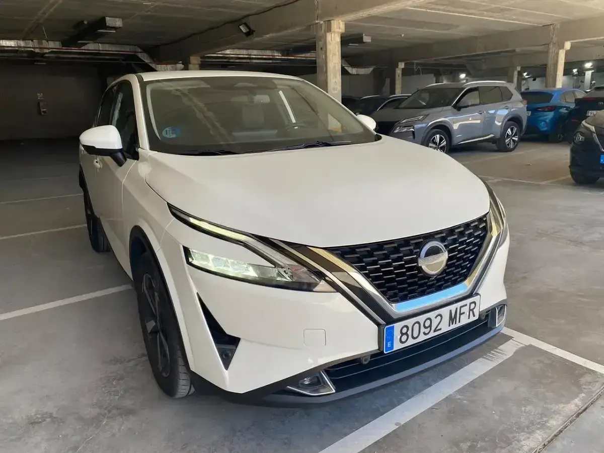 Usado Nissan Qashqai N-Connecta 140 CV (102 kW) 2023 Blanco SUV