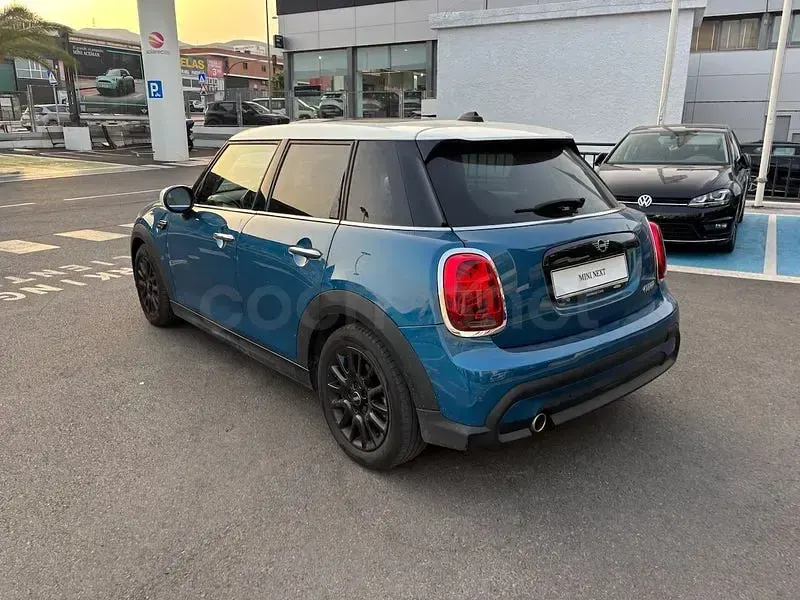 Usado Mini Cooper 136 CV (100 kW) 2022 Azul Utilitario
