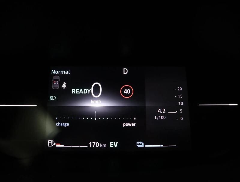 Używany Renault Clio V Evolution 145 KM (106 kW) 2024 Czarny