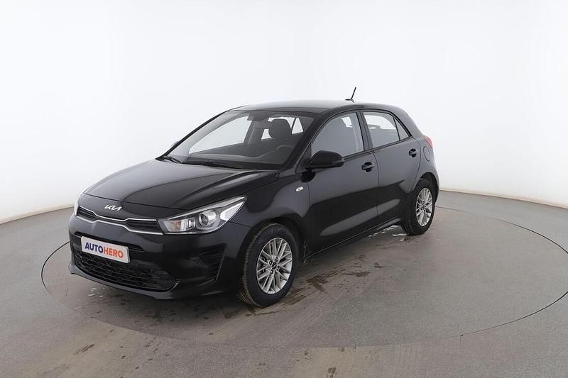 Negro Usado 2023 Kia Rio Utilitario | 14.499 € (Precio justo) - Imagen 1/3