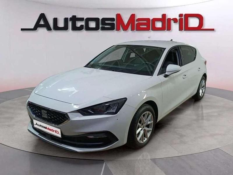 Usado Seat Leon Style 116 CV (85 kW) 2021 Blanco Utilitario