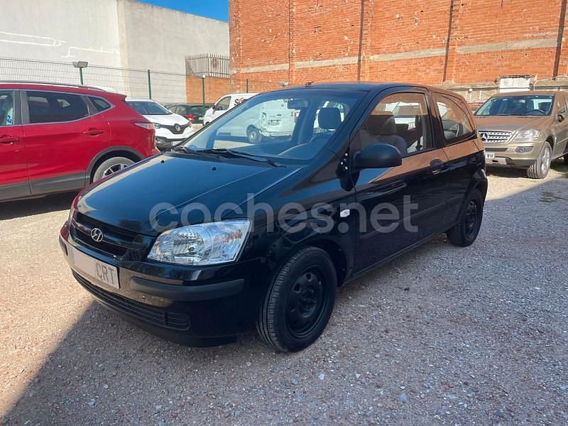Usado Hyundai Getz 63 CV (46 kW) 2004 Negro Utilitario