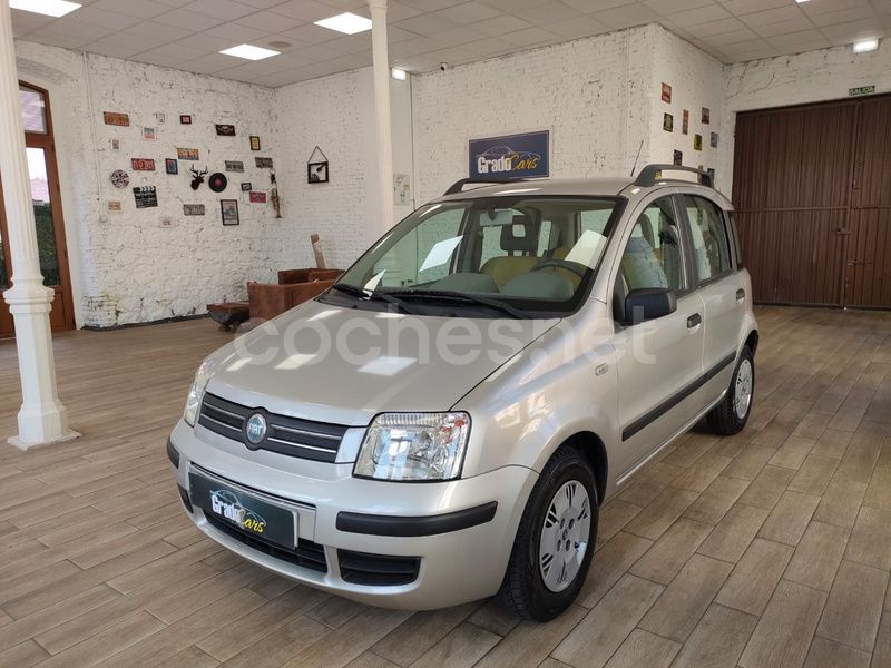 Gris / plata Usado 2004 Fiat Panda Dynamic Utilitario | 3500 € (Precio justo) - Imagen 1/4