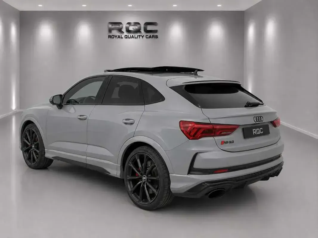 Usado Audi RS Q3 Sportback 400 CV (294 kW) 2021 Gris SUV