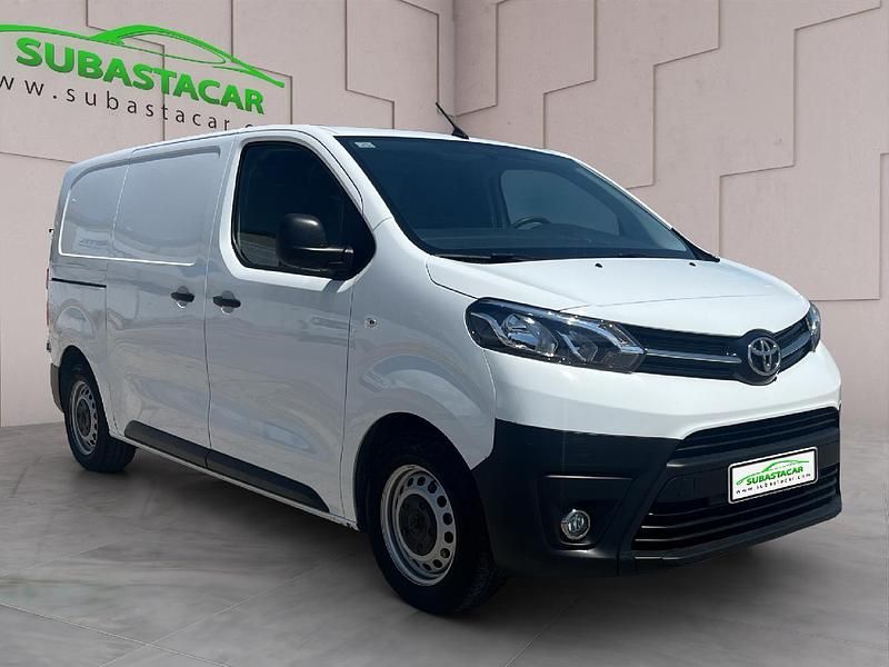 Usado Toyota Proace Business Edition 102 CV (75 kW) 2022 Blanco Monovolumen
