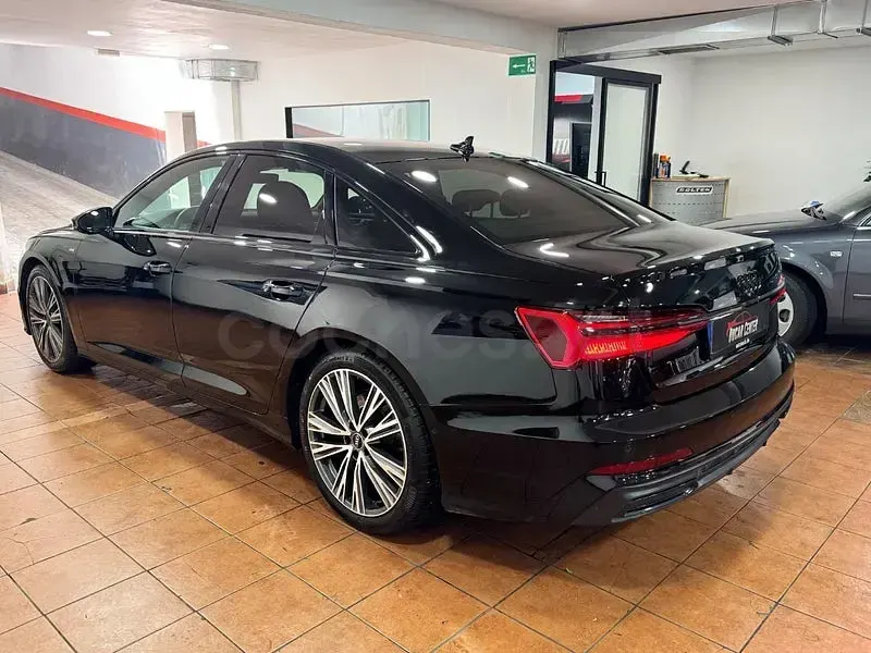 Usado Audi A6 S-Line 340 CV (250 kW) 2023 Negro Berlina