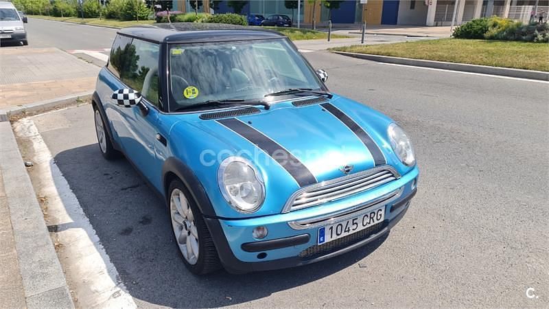 Usado Mini Cooper 115 CV (84 kW) 2004 Azul Utilitario