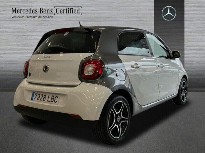 Blanco Usado 2019 Smart ForFour Electric Drive Passion Berlina | 11.900 € (Buen precio) - Imagen 1/4