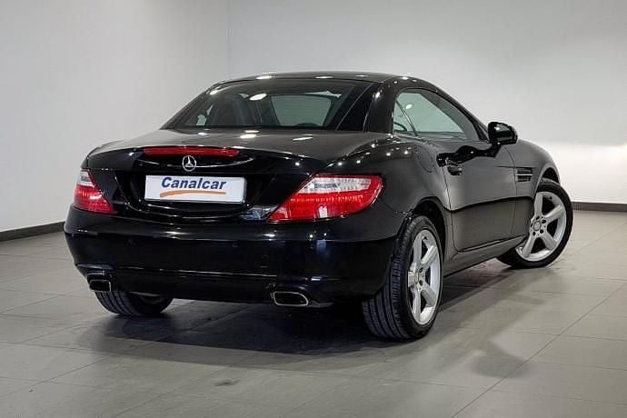 Usado Mercedes SLK200 184 CV (135 kW) 2011 Negro Descapotable