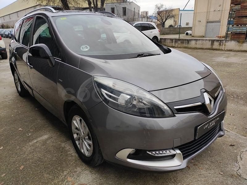 Usado Renault Grand Scénic III LIMITED 130 CV (95 kW) 2014 Gris / plata Monovolumen
