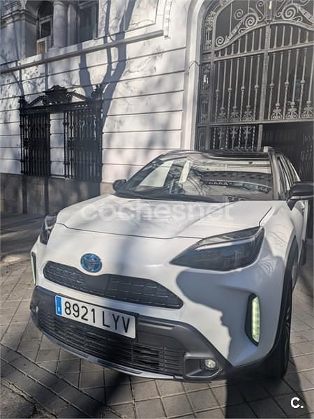 Usado Toyota Yaris Cross 116 CV (85 kW) 2022 Blanco SUV