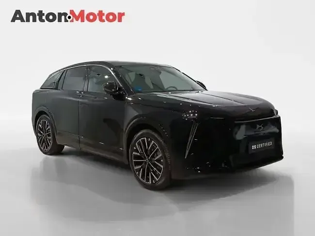 Nuevo DS Automobiles N°8 179 kW (244 CV) 2026 Negro SUV