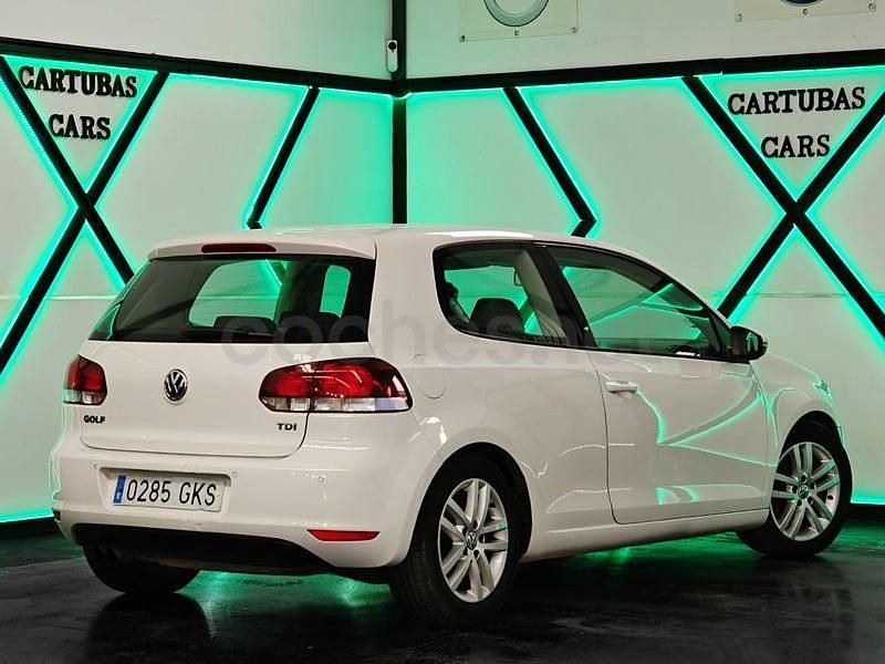 Usado VW Golf VI 105 CV (77 kW) 2009 Blanco Utilitario