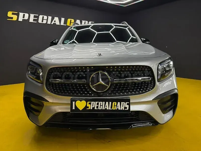 Usado Mercedes GLB200 150 CV (110 kW) 2021 Gris / plata SUV