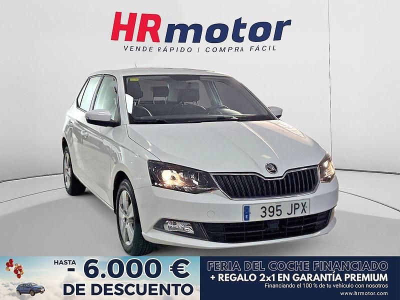Blanco Usado 2016 Skoda Fabia Ambition Berlina | 10.490 € (Precio justo) - Imagen 1/4