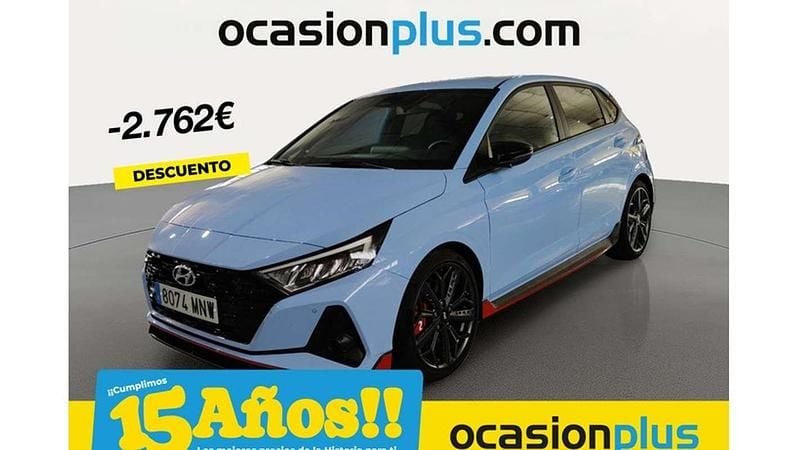 Azul Usado 2024 Hyundai i20 Utilitario | 27.628 € (Precio justo) - Imagen 1/4