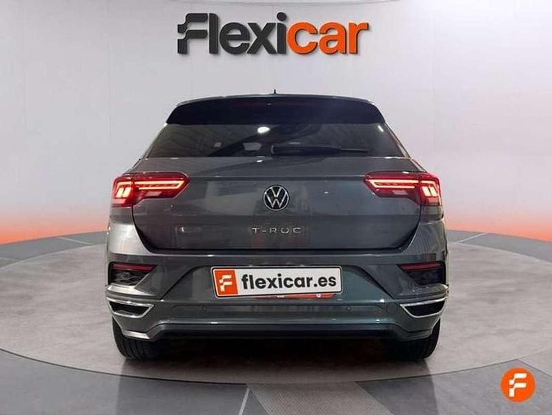 Usado VW T-Roc Advance 116 CV (85 kW) 2022 Gris SUV