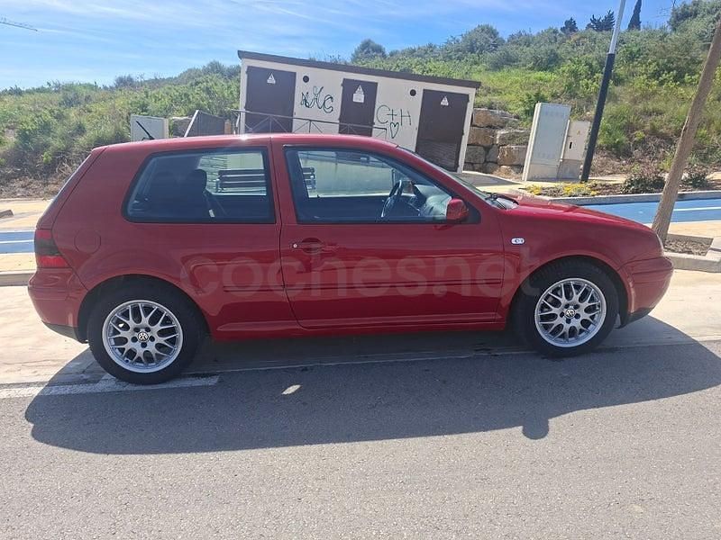 Usado VW Golf IV GTI 150 CV (110 kW) 2001 Rojo Berlina